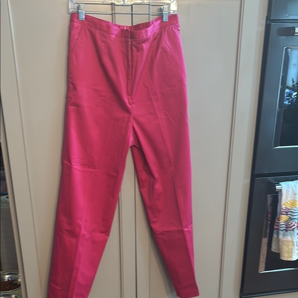 Woman’s pink pants sz 14